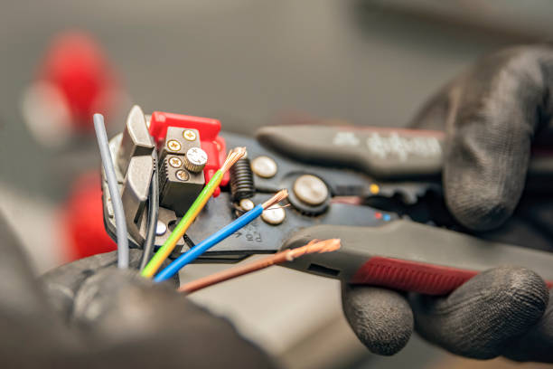 Best Electrician Near Me  in West Vero Corridor, FL